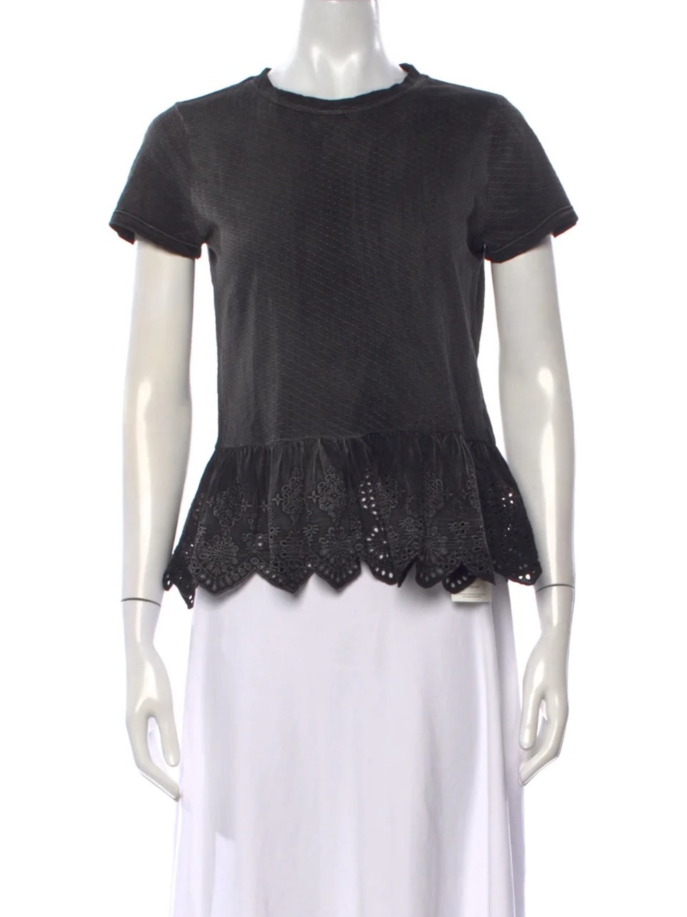 Alice + Olivia Jeans Charcoal Grey Short Sleeve T-Shirt w Ruffled Eyelet Hem Med
